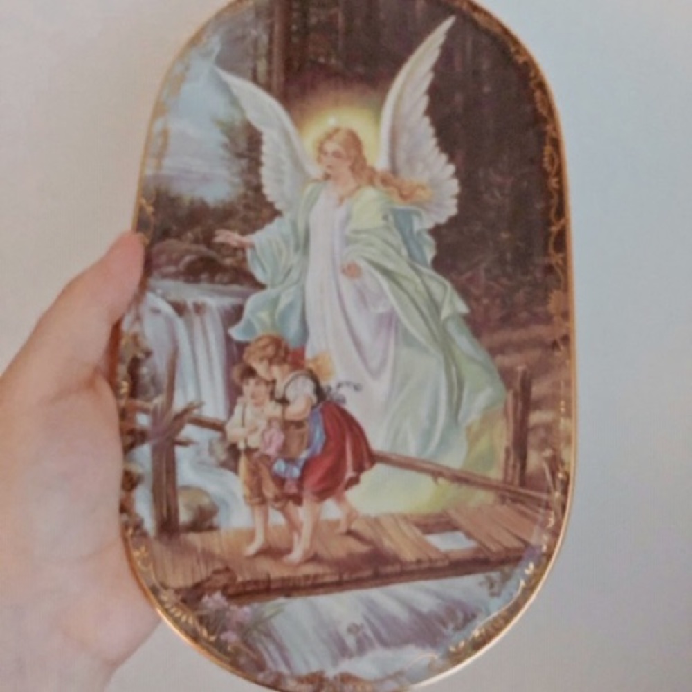 BRADFORD EXCHANGE GUARDIAN ANGEL COLLECTOR PLATES